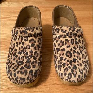 Dansko Womens Clogs EU size 37